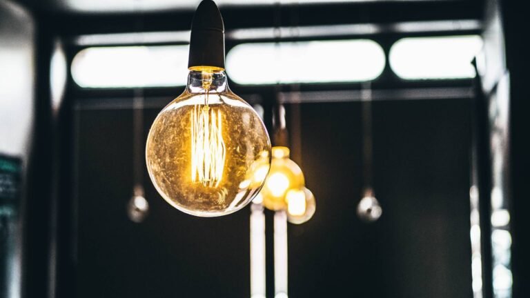 How to Use Technology to Save on Electricity Bills 
