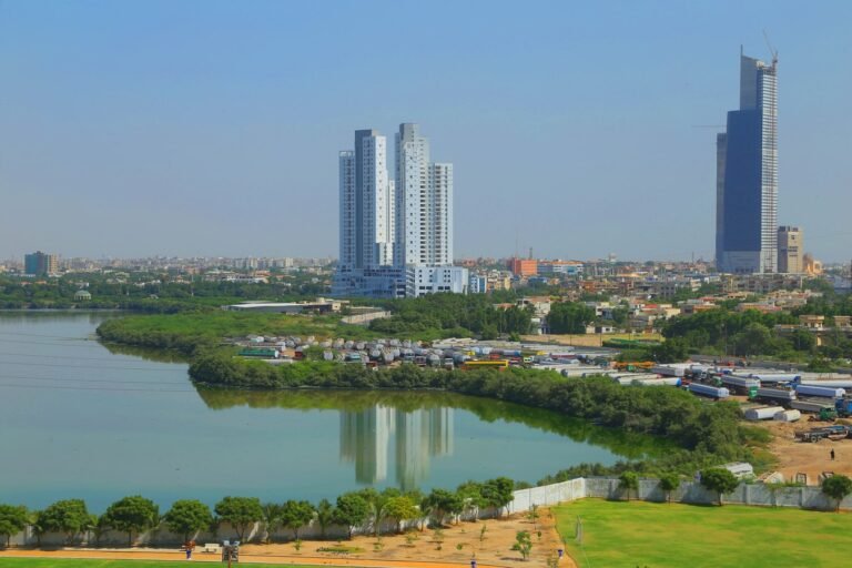 31 Best Small Business Ideas in Karachi 2025