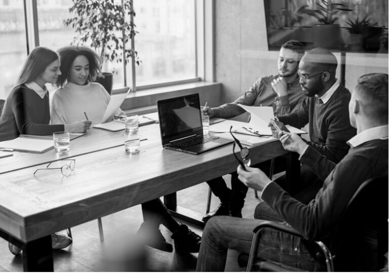 Strategic Thinking – A Complete Guide For Business Success