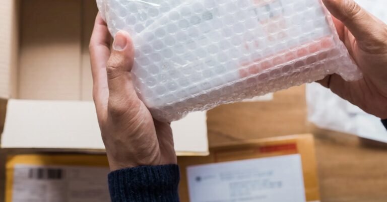 Ecommerce shipping solutions: The ultimate guide